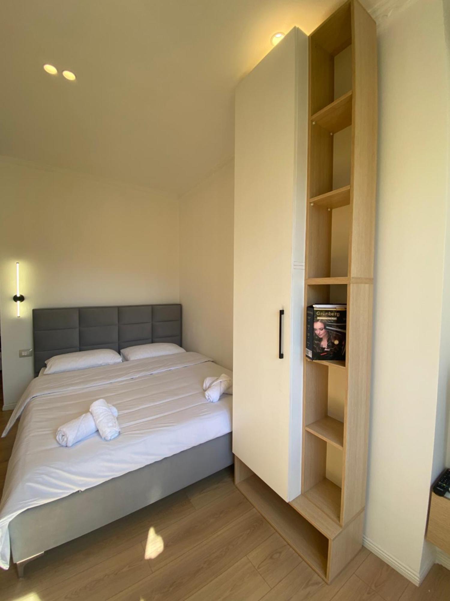 Cozycomfy Studio ติรานา ภายนอก รูปภาพ